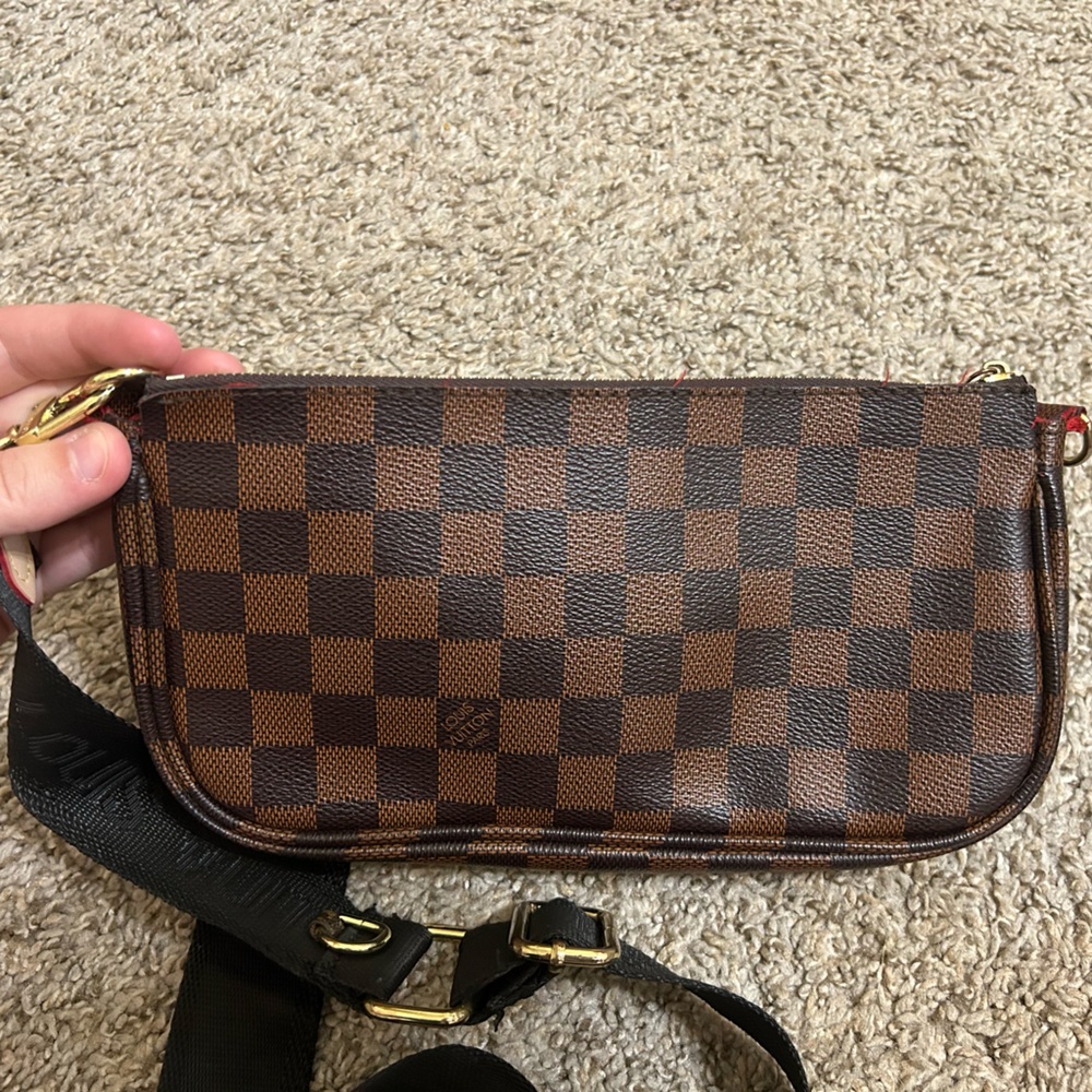 Fashion Designer Inspired Brown Checked Crossbody Bag Black Strap Red Interior - Picture 2 of 12